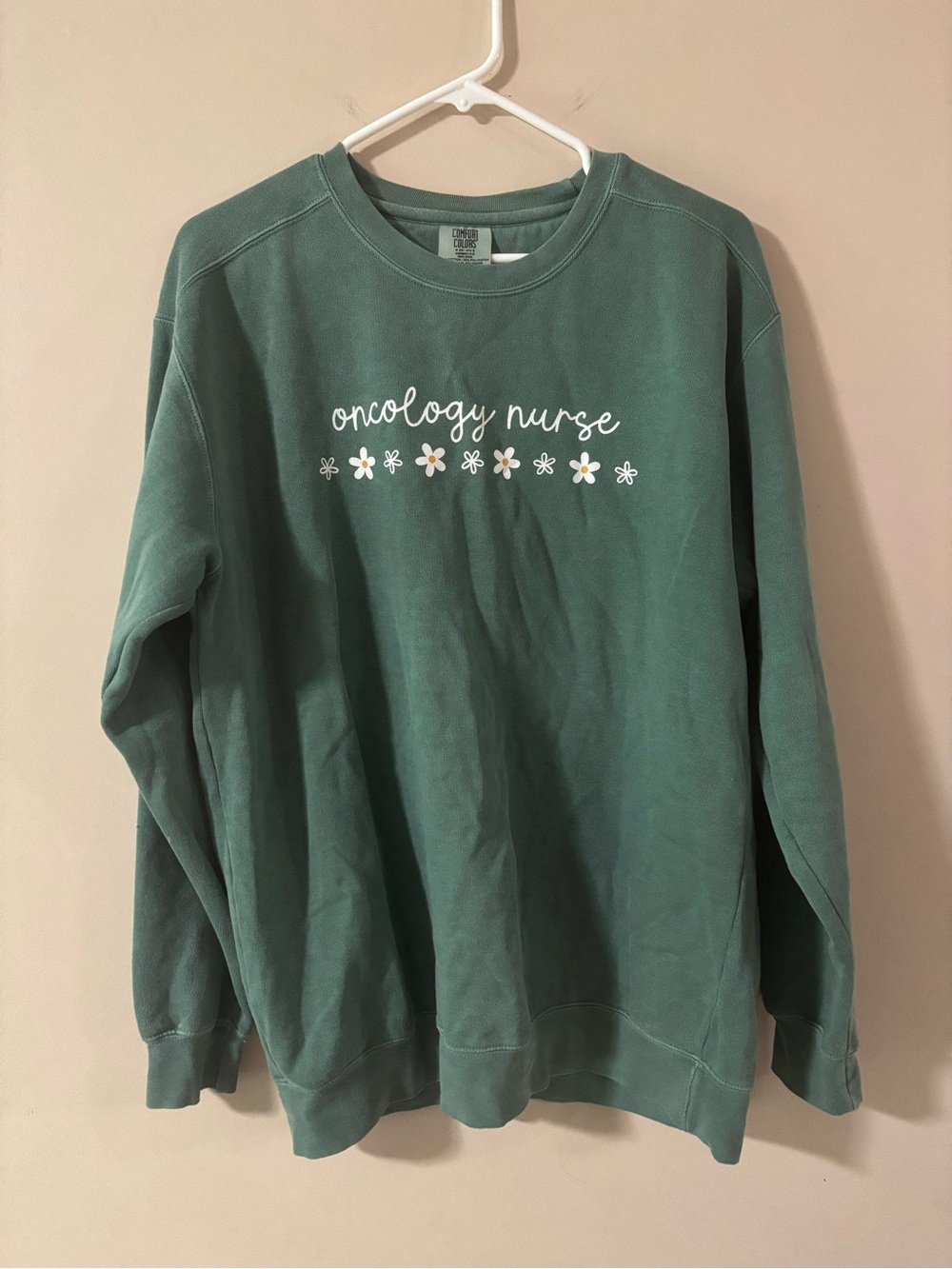 Comfort Colors Oncology Nurse Floral Sweatshirt in Green